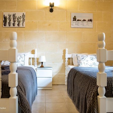 Il Gnejna II Villa ซากฮรา ภายนอก รูปภาพ